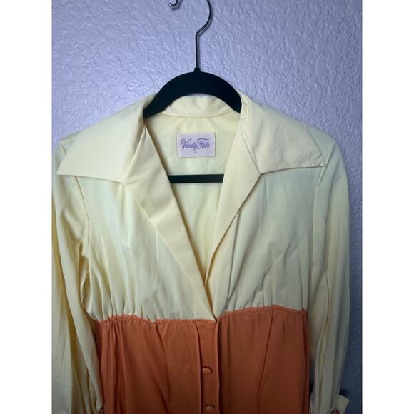 Vanity Fair Mod Yellow Orange Nylon Gown Lounge Dress Small Big Collar 60s 70s - Picture 3 of 13